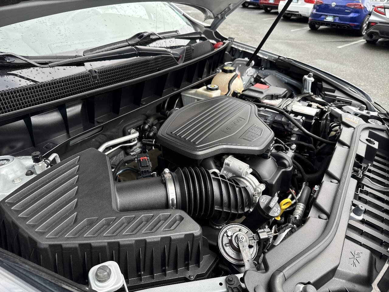 Used 2017 Cadillac XT5 Luxury w/ Driver Awareness Package image 17