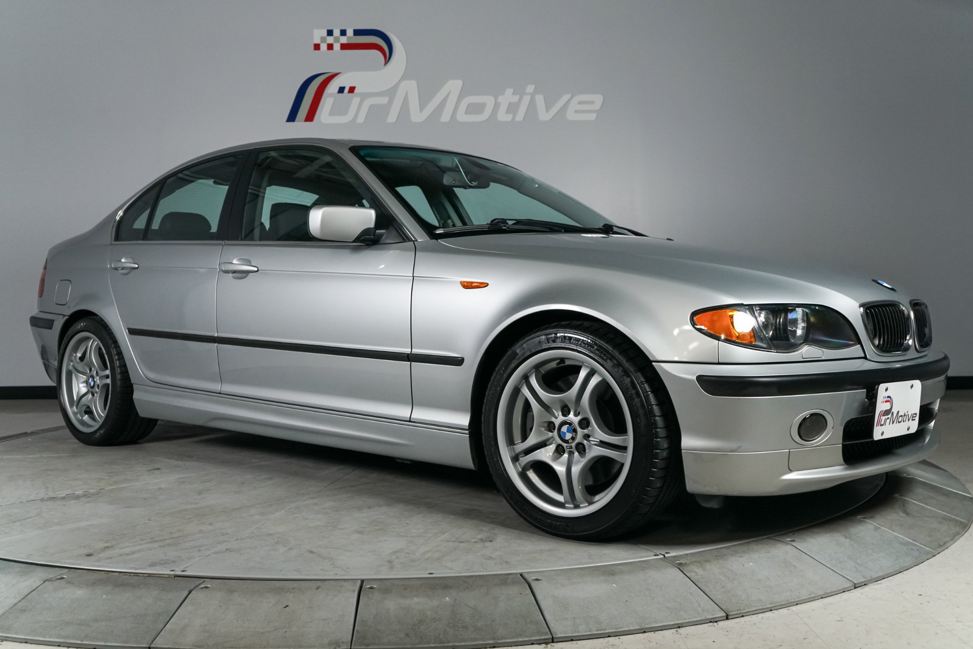 Used 2004 BMW 330i Sedan RWD image 13
