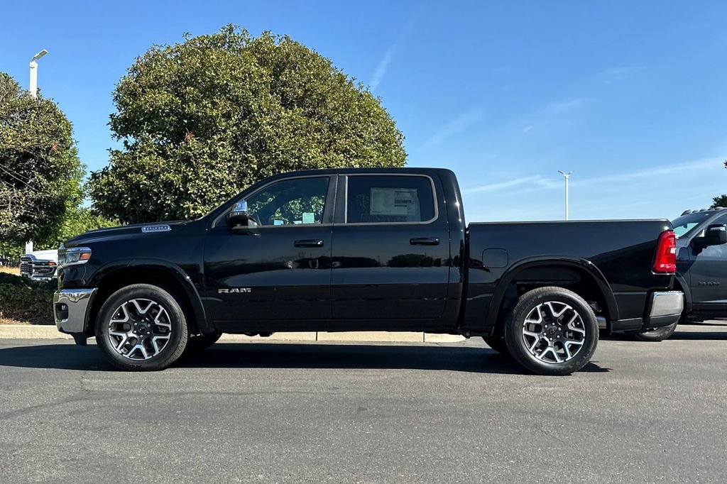 New 2026 RAM 1500 Laramie AWD/4WD image 6