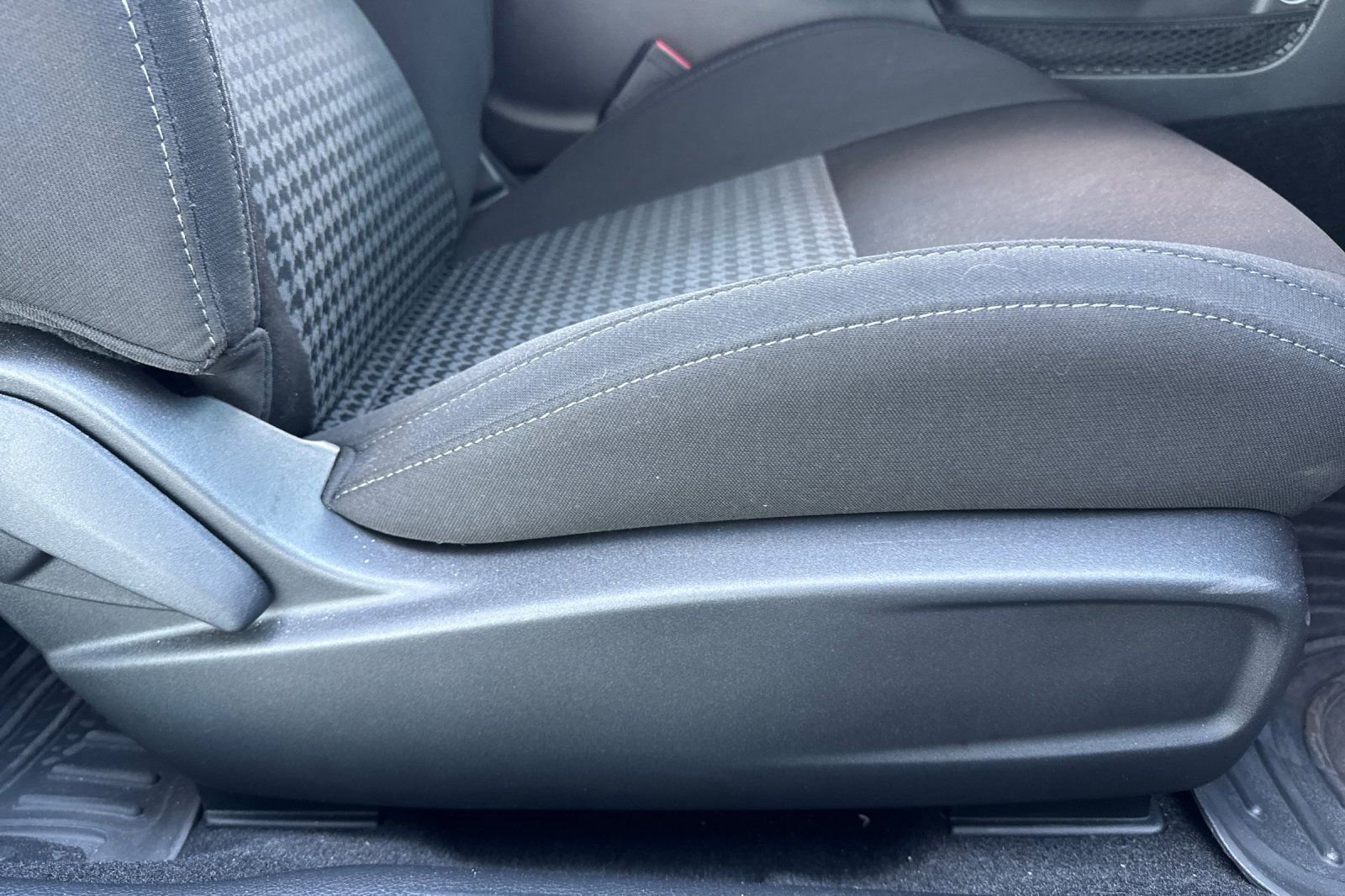 Used 2023 Dodge Challenger GT image 22