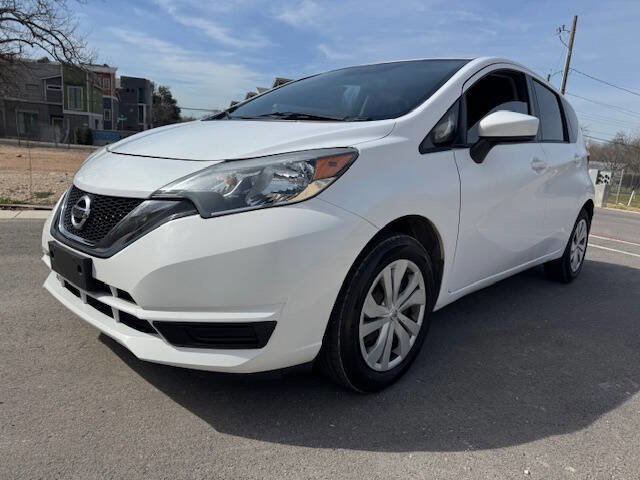 Used 2017 Nissan Versa Note SV image 1
