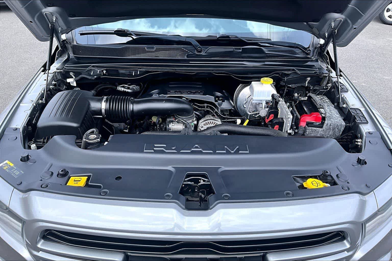 Used 2019 RAM 1500 Sport w/ Advanced Safety Group AWD/4WD image 9