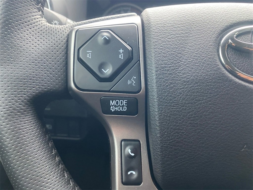 Used 2022 Toyota Tacoma SR5 image 23