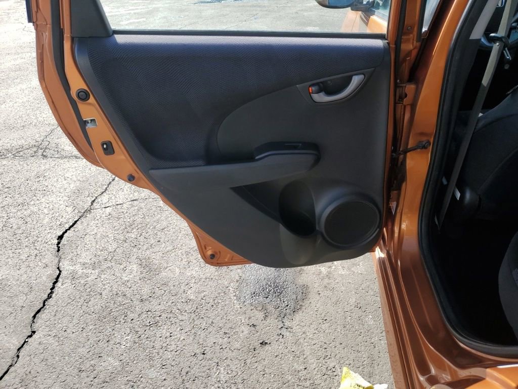 Used 2010 Honda Fit Sport image 16