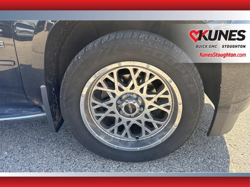 Used 2015 Chevrolet Tahoe LTZ AWD/4WD image 14