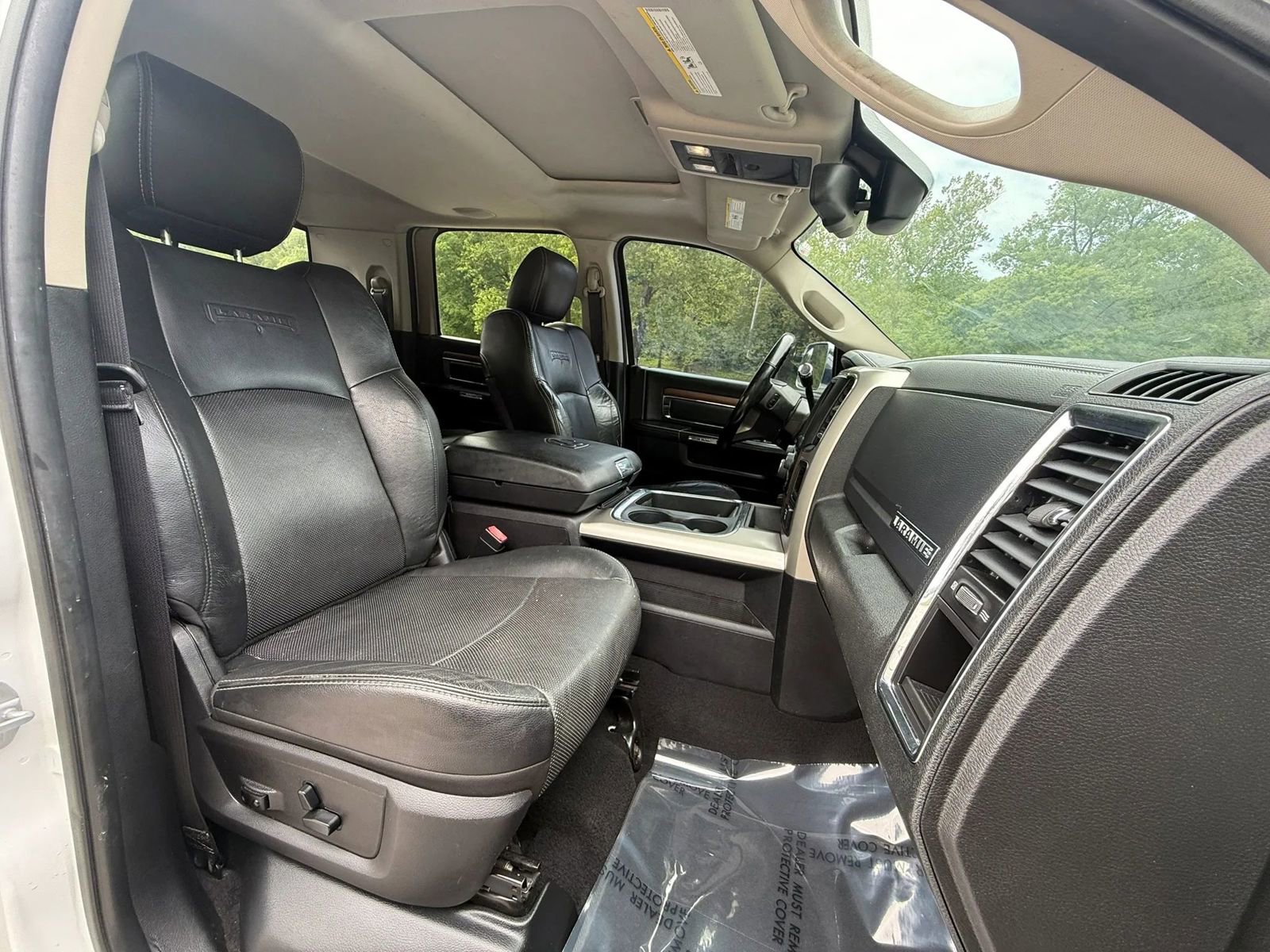Used 2016 RAM 2500 Laramie AWD/4WD image 16