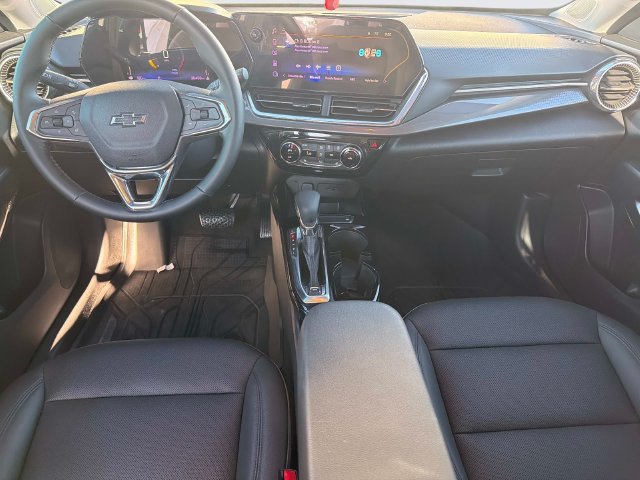 Used 2025 Chevrolet Trax ACTIV w/ Driver Confidence Package FWD image 14