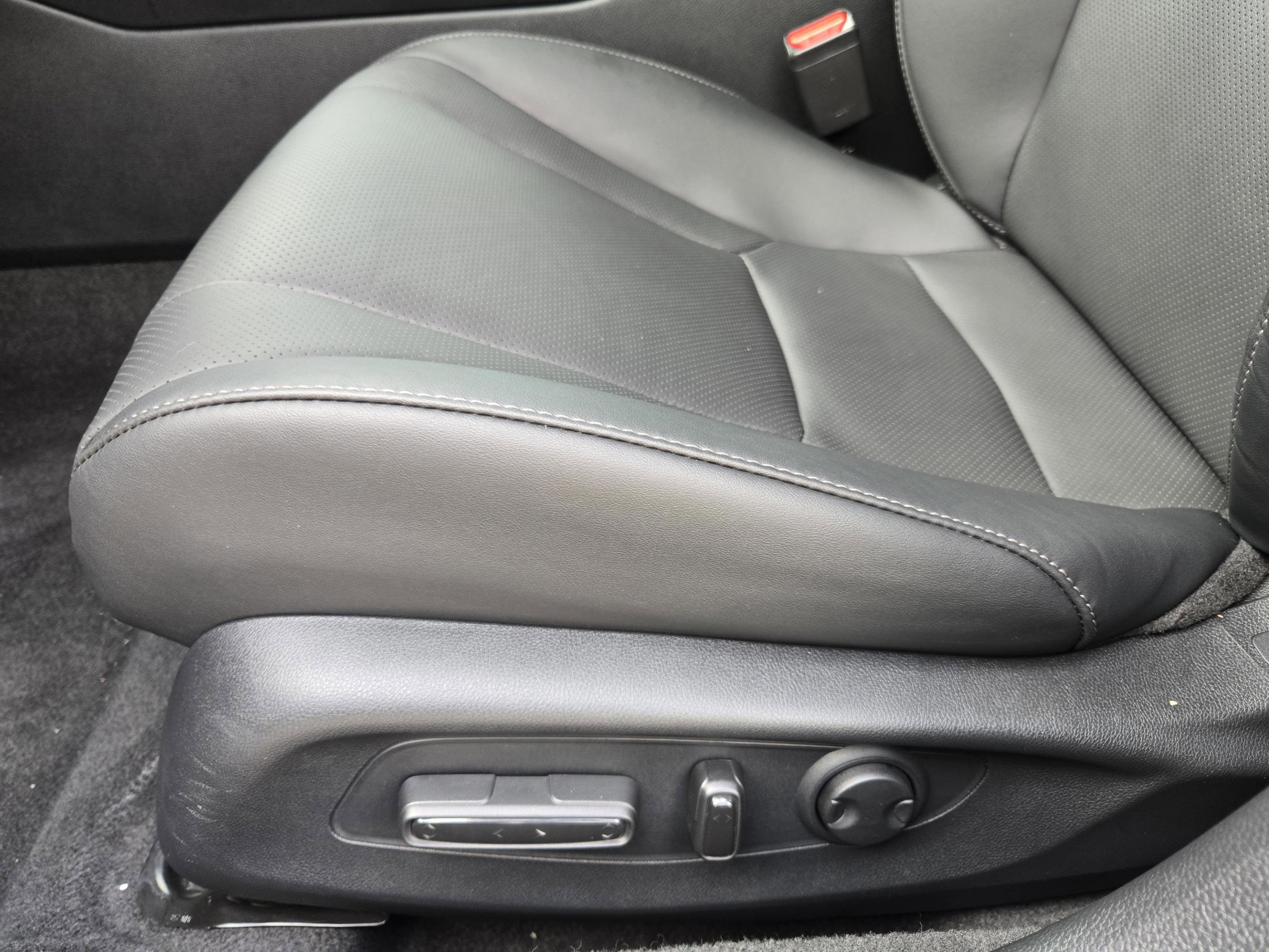 Used 2025 Honda Accord Sport image 19