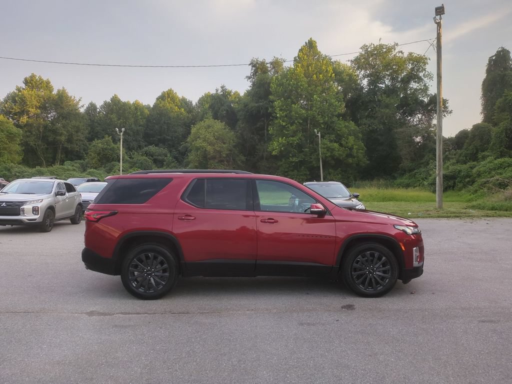 Used 2023 Chevrolet Traverse RS AWD/4WD image 4
