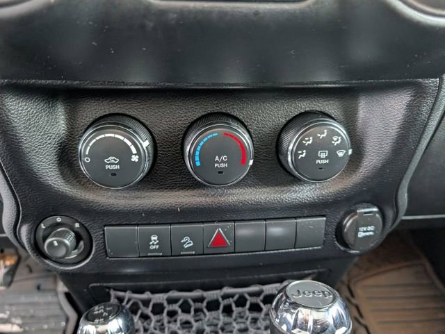 Used 2013 Jeep Wrangler Sport image 13