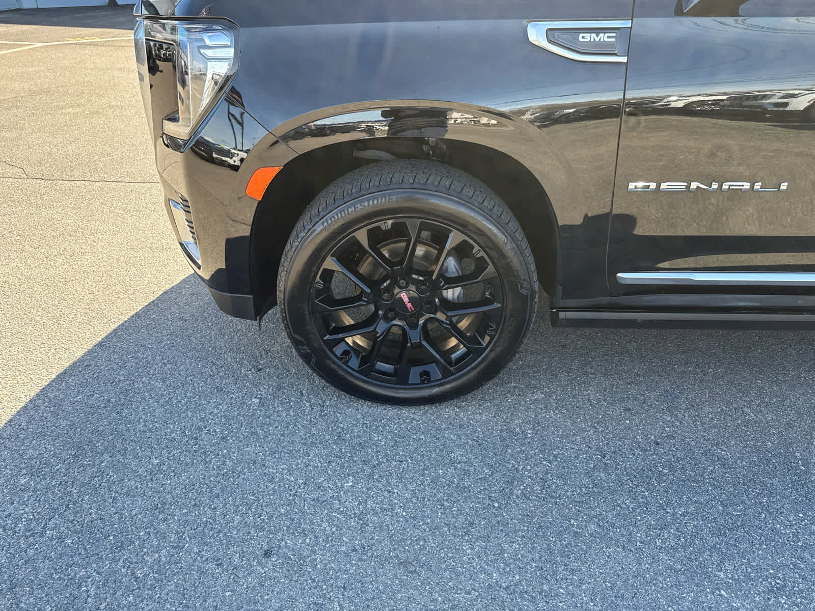 Used 2022 GMC Yukon Denali image 9