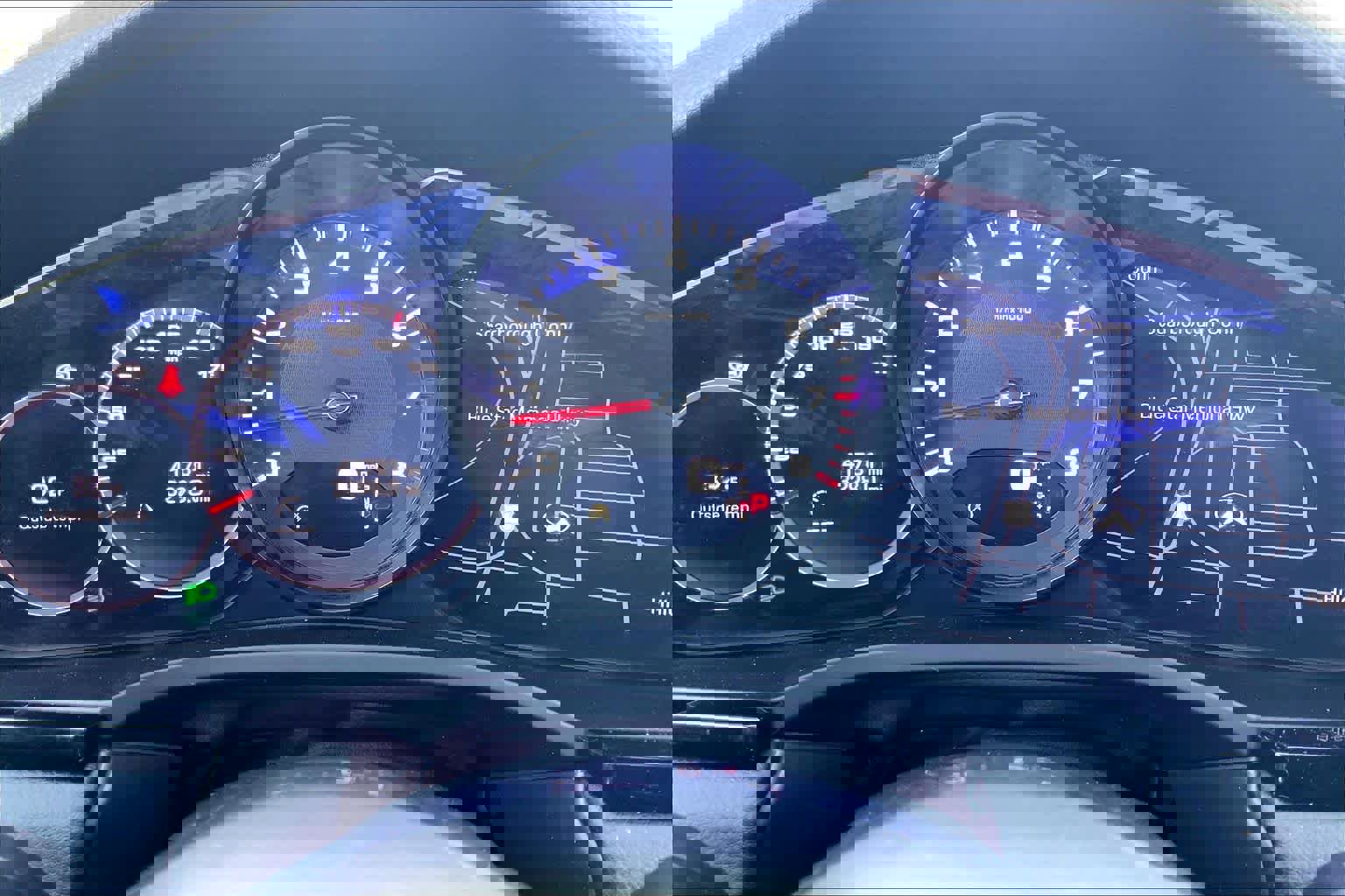 Certified 2022 Porsche Cayenne Platinum Edition image 48