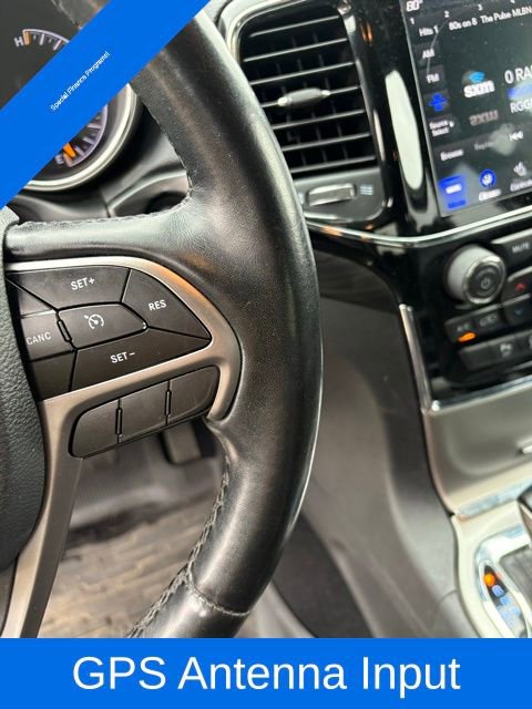 Used 2020 Jeep Grand Cherokee Altitude AWD/4WD image 16