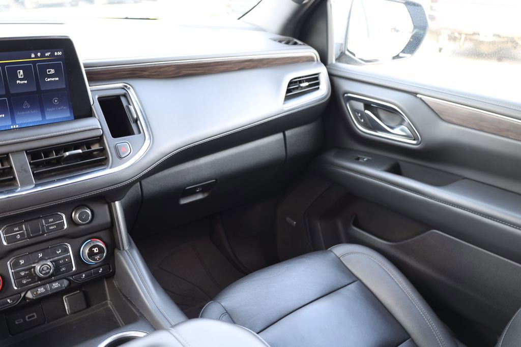 Used 2022 Chevrolet Suburban Z71 w/ Luxury Package AWD/4WD image 20