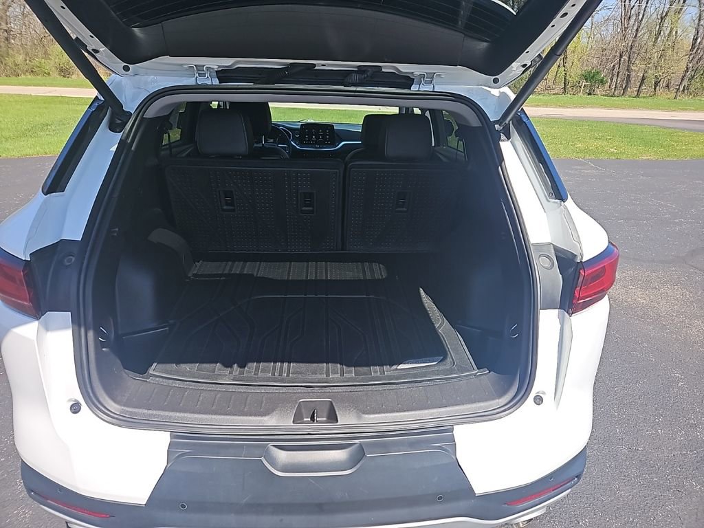 Used 2024 Chevrolet Blazer LT w/ LPO, Floor Liner Package AWD/4WD image 26