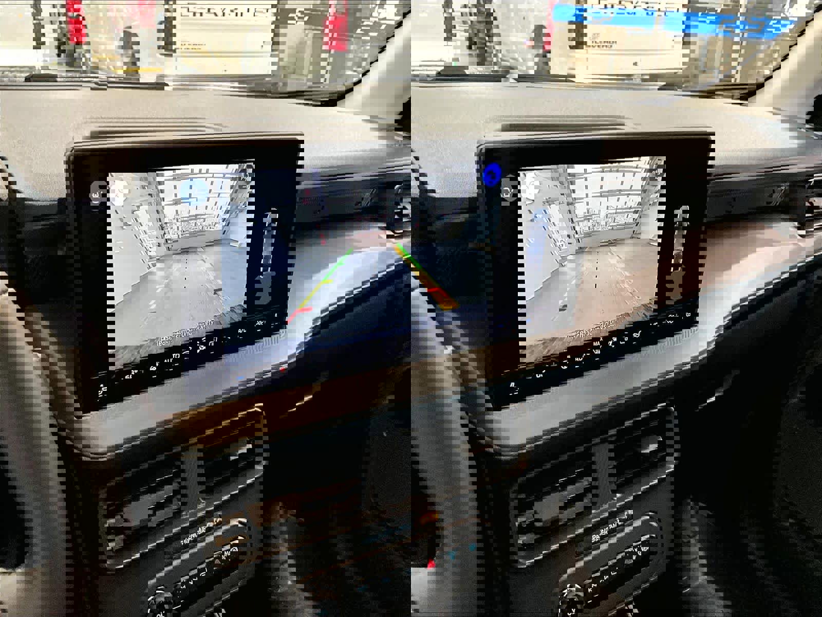 Used 2025 Ford Maverick XLT w/ XLT Luxury Package image 19