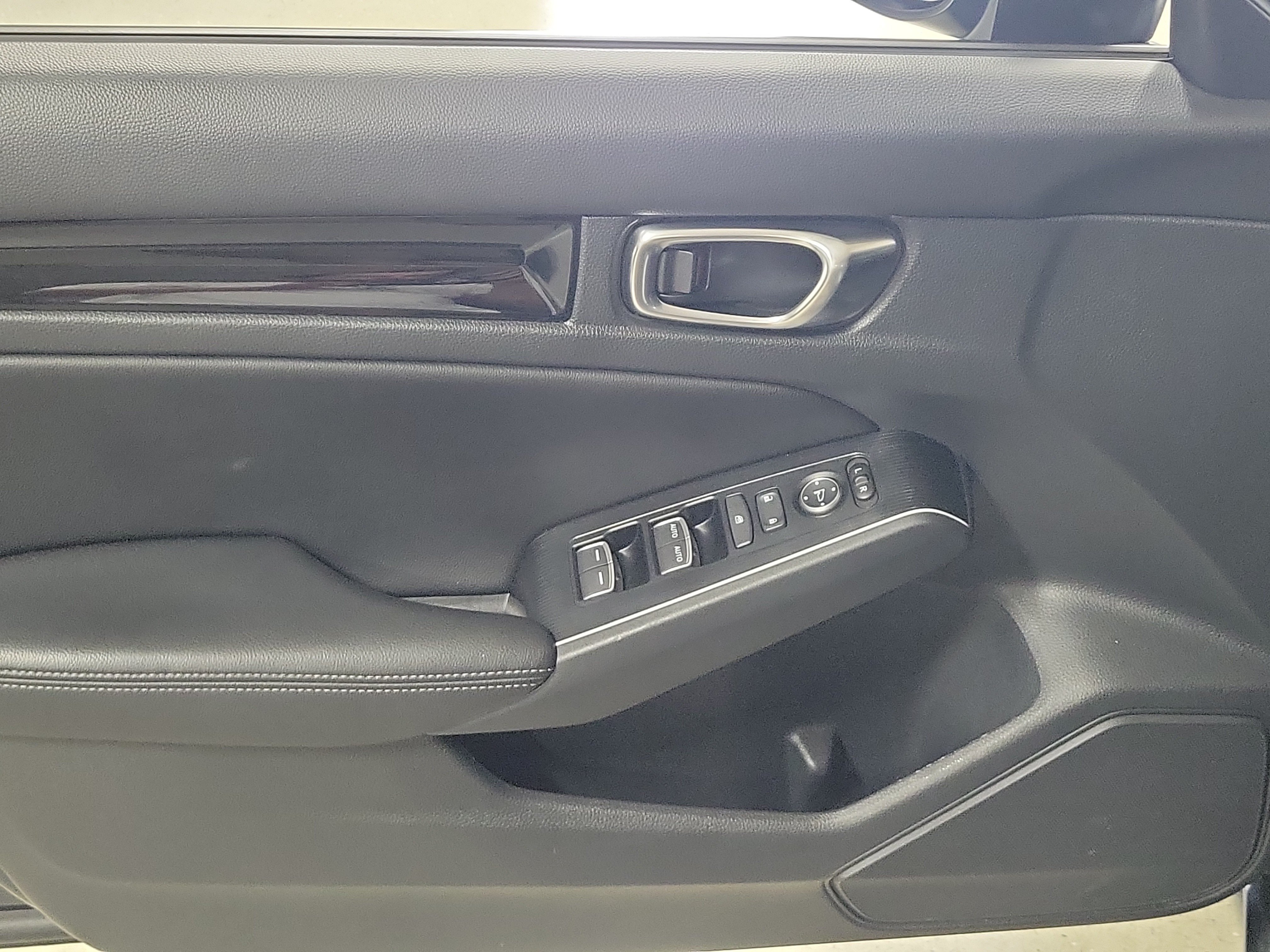 Used 2025 Honda Civic Sport Touring image 20
