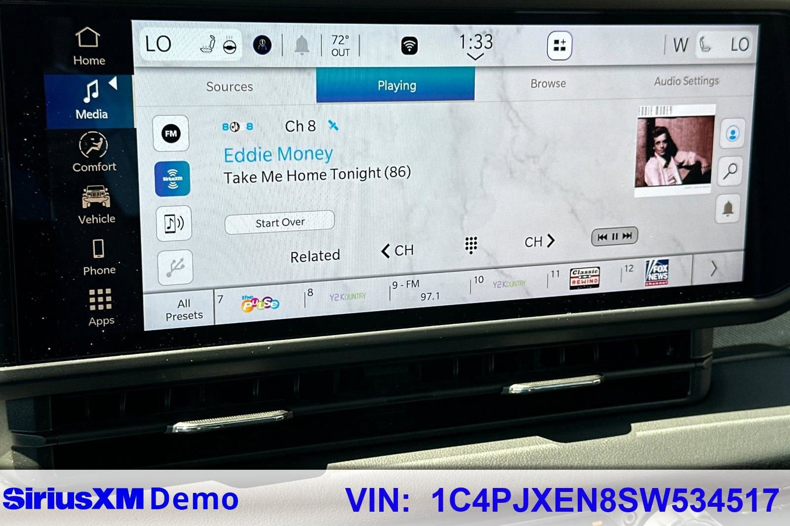 Used 2025 Jeep Wrangler Sahara image 28