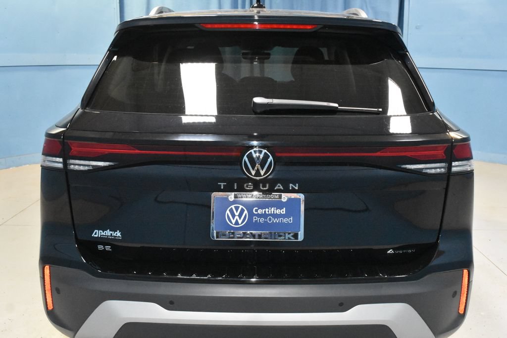 Certified 2026 Volkswagen Tiguan SE w/ Panoramic Sunroof Package AWD/4WD image 23