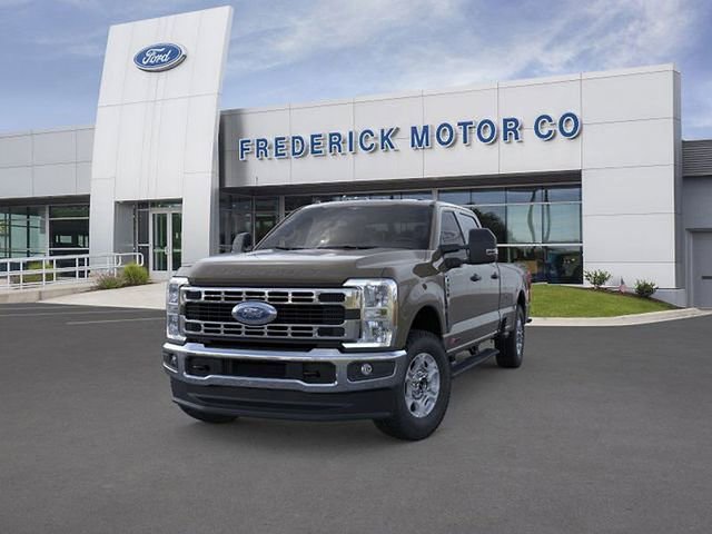 New 2026 Ford F350 XLT w/ FX4 Off-Road Package AWD/4WD image 2