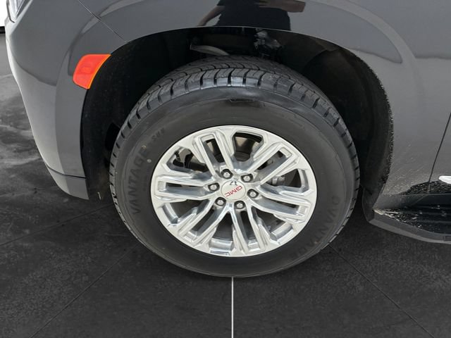 Used 2024 GMC Yukon SLT AWD/4WD image 9
