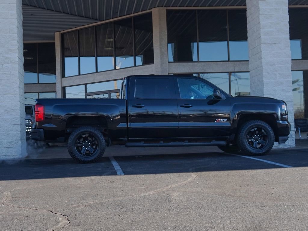 Used 2017 Chevrolet Silverado 1500 LTZ Z71 w/ LTZ Plus Package image 4