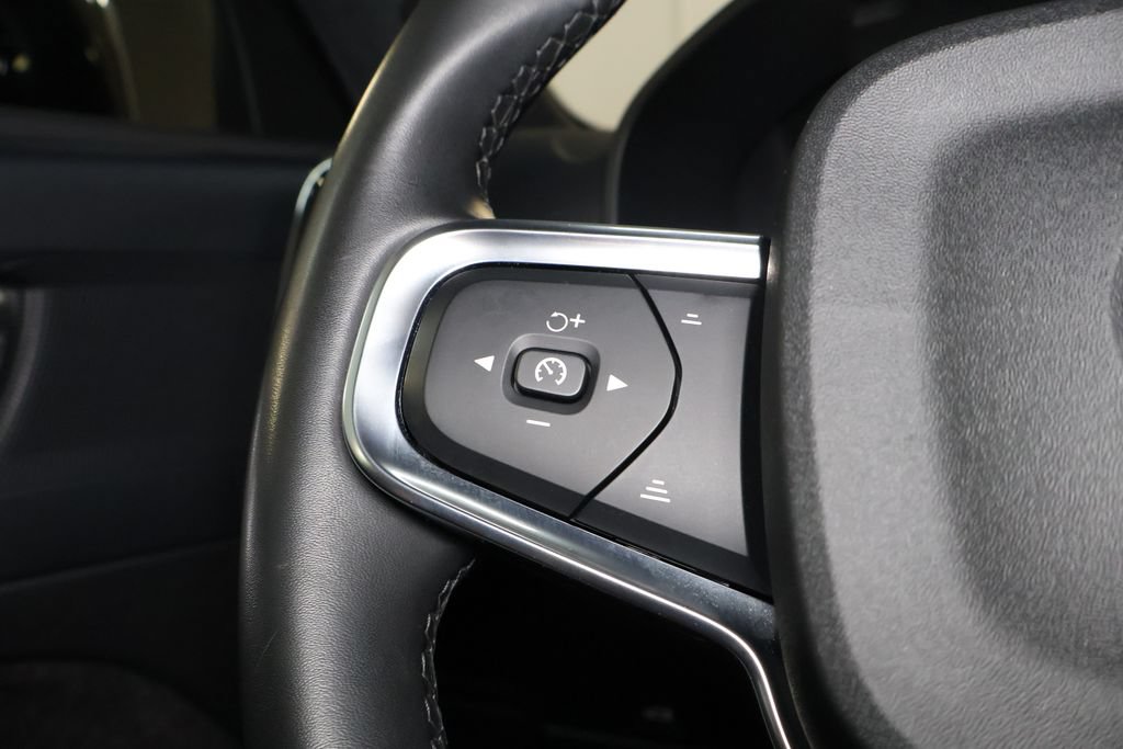 Used 2023 Volvo C40 P8 Recharge Plus AWD/4WD image 22