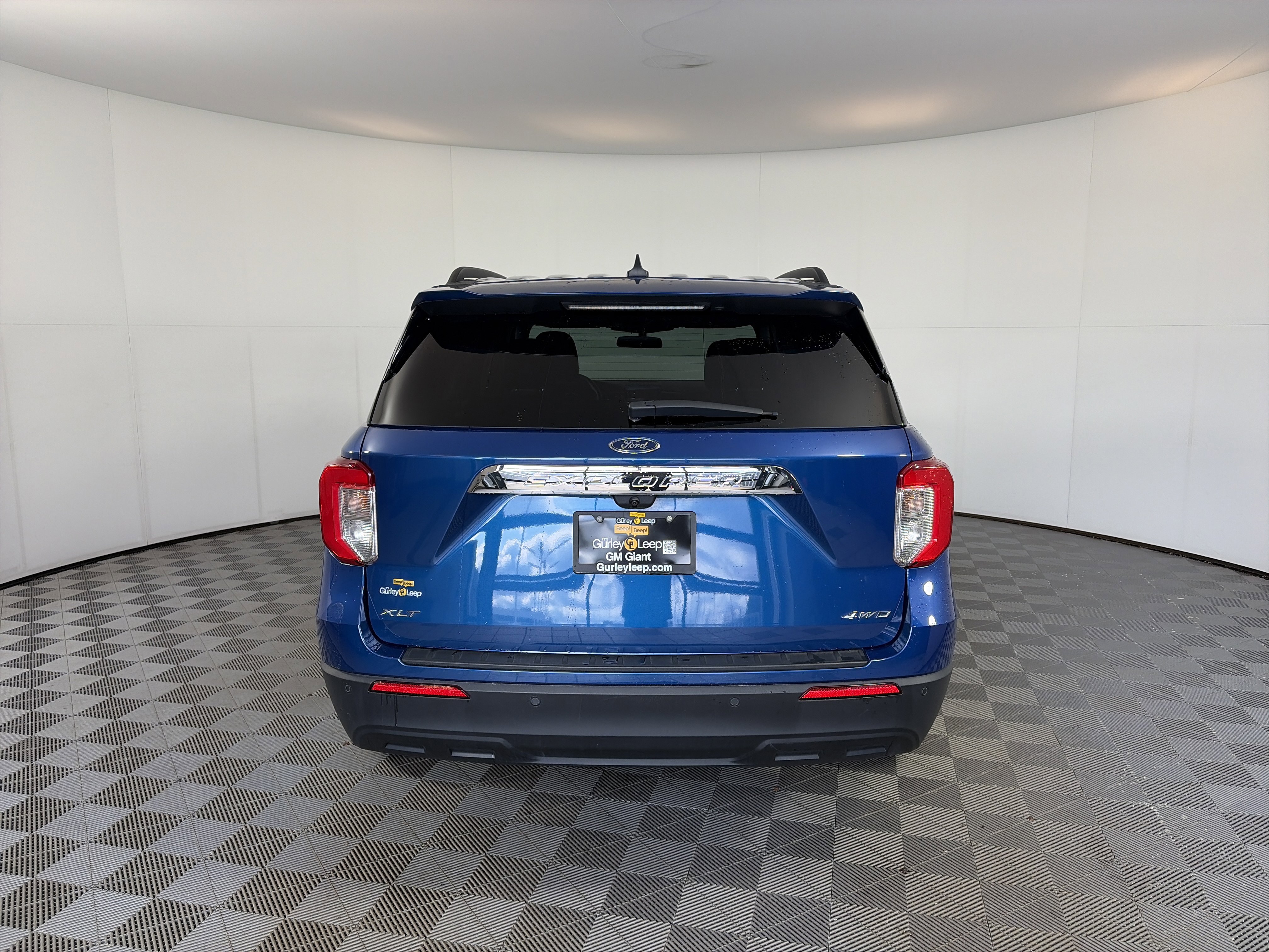 Used 2021 Ford Explorer XLT AWD/4WD image 10