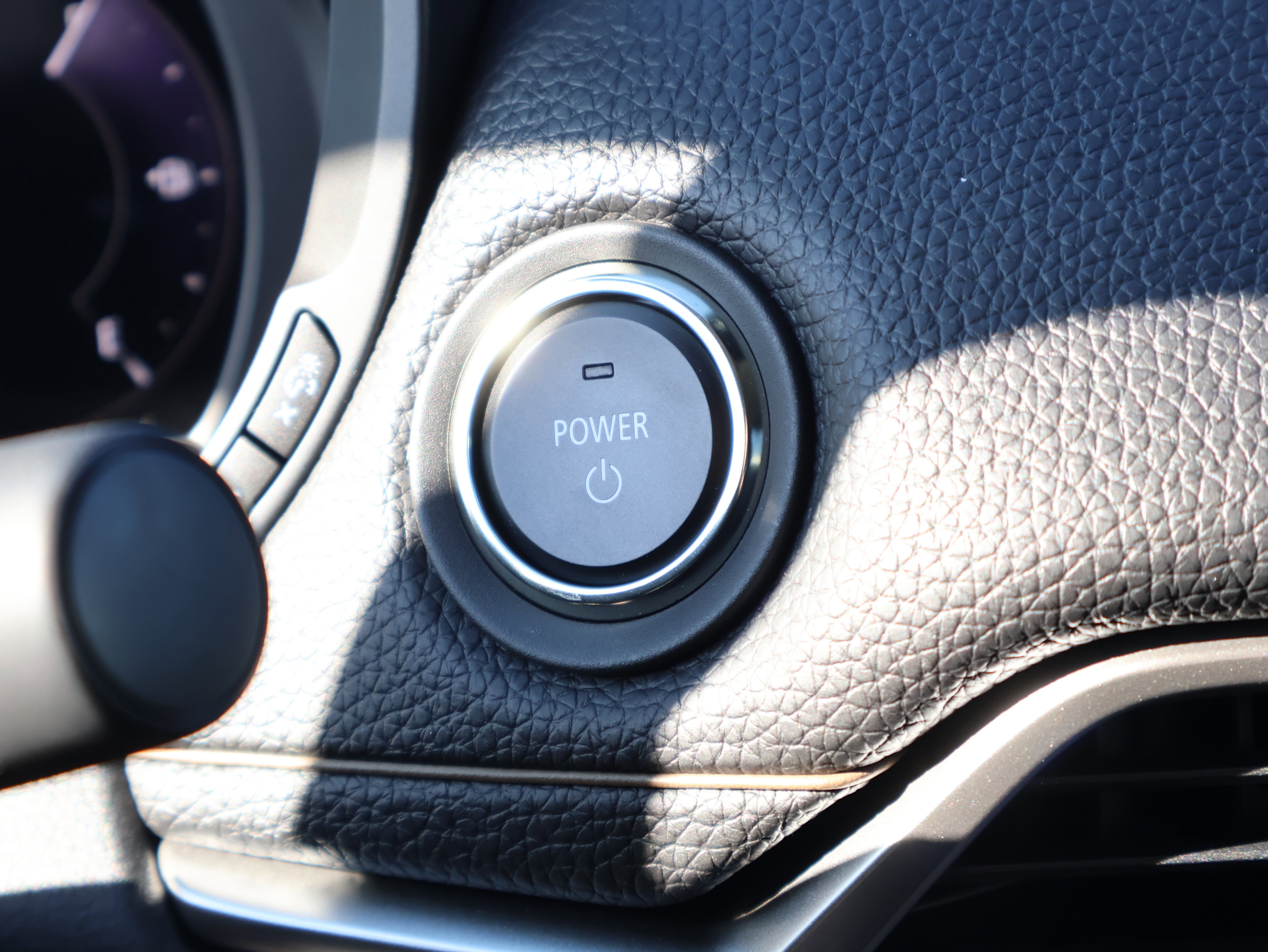 Certified 2025 MAZDA CX-70 Plug-In Hybrid w/ Premium Pkg image 30