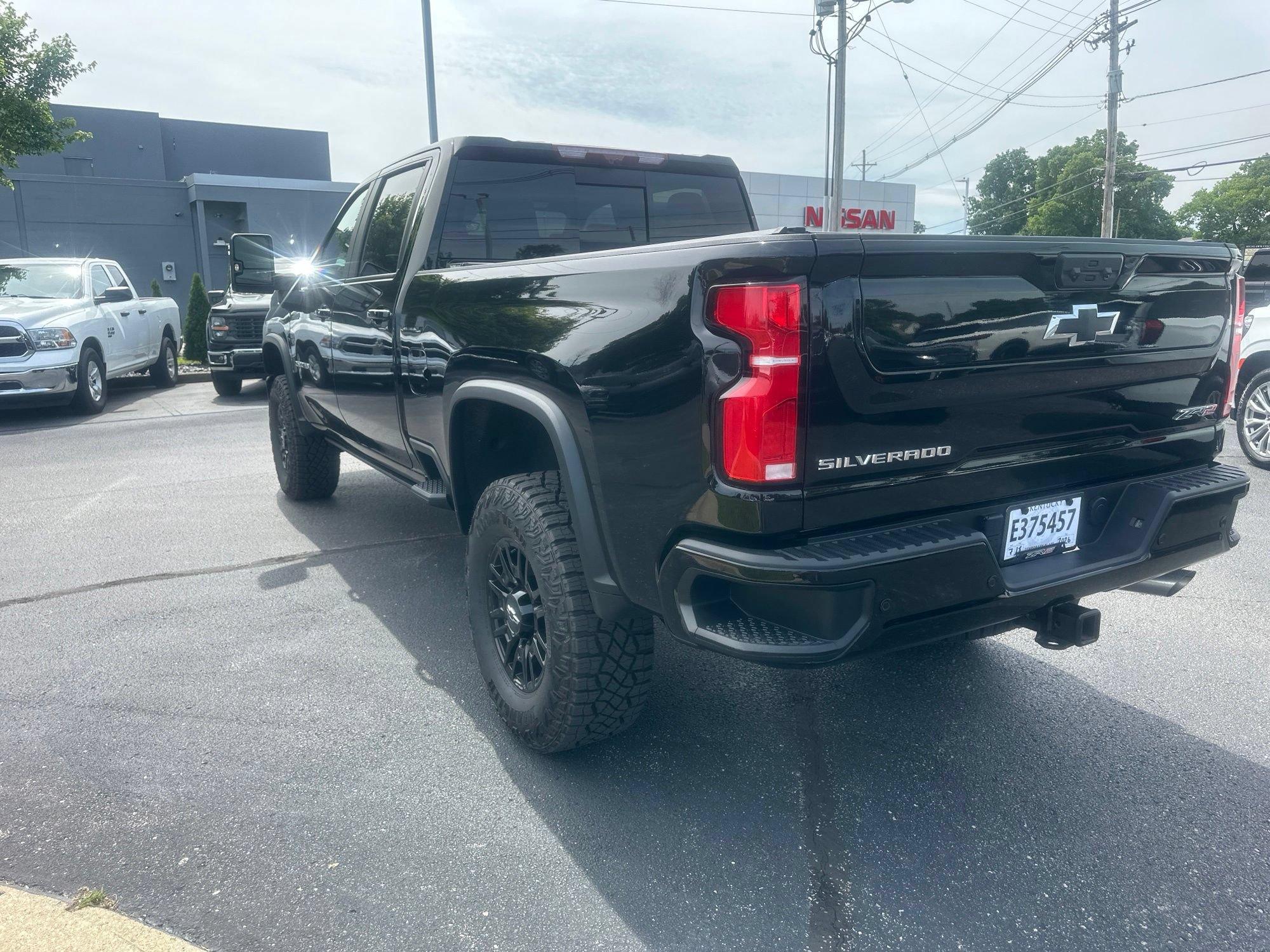 Used 2026 Chevrolet Silverado 2500 ZR2 AWD/4WD image 5