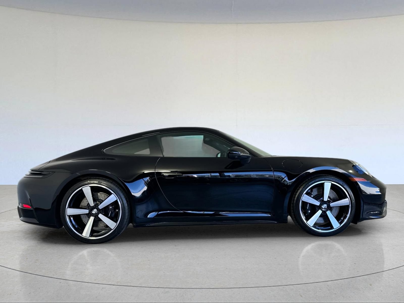 New 2026 Porsche 911 Carrera S RWD image 9