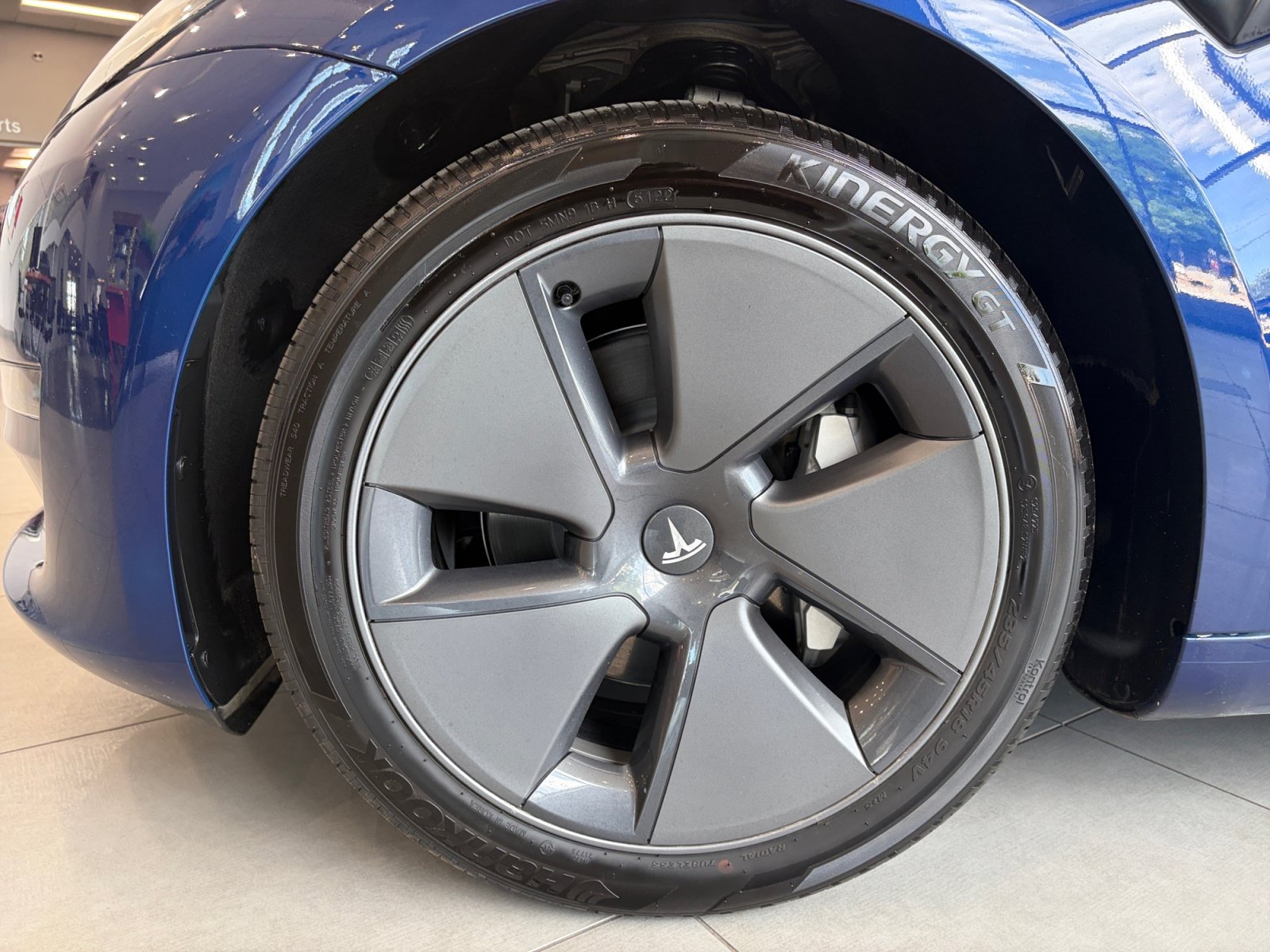 Used 2023 Tesla Model 3 Standard Range RWD image 11