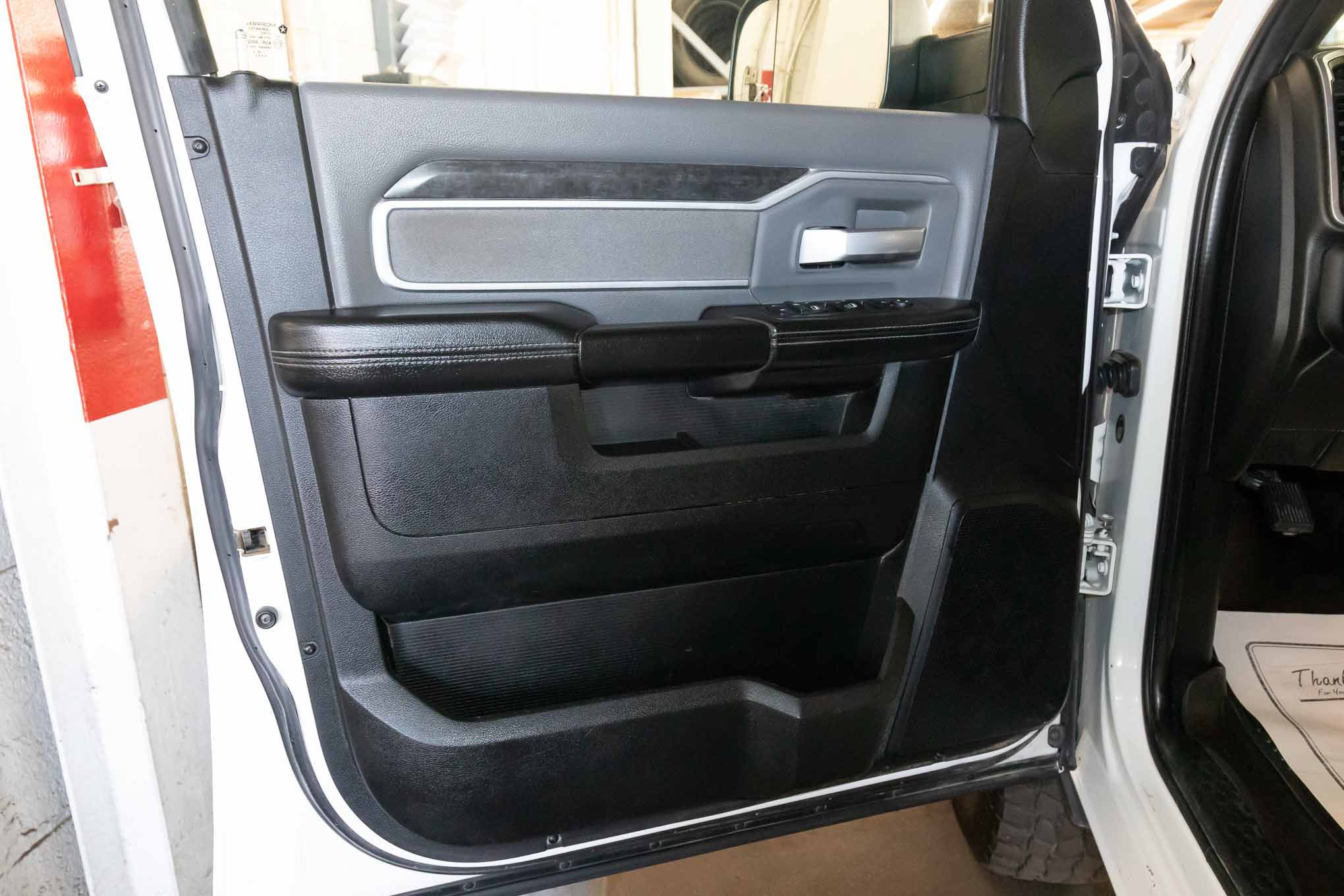 Used 2021 RAM 3500 Big Horn w/ Level 1 Equipment Group AWD/4WD image 9