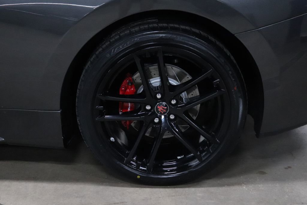 Used 2017 Maserati GranTurismo MC image 29