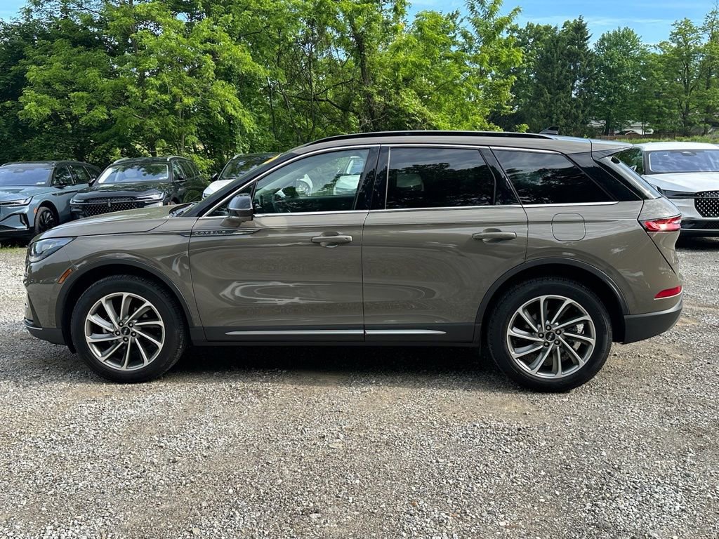 New 2026 Lincoln Corsair Premiere AWD/4WD image 2
