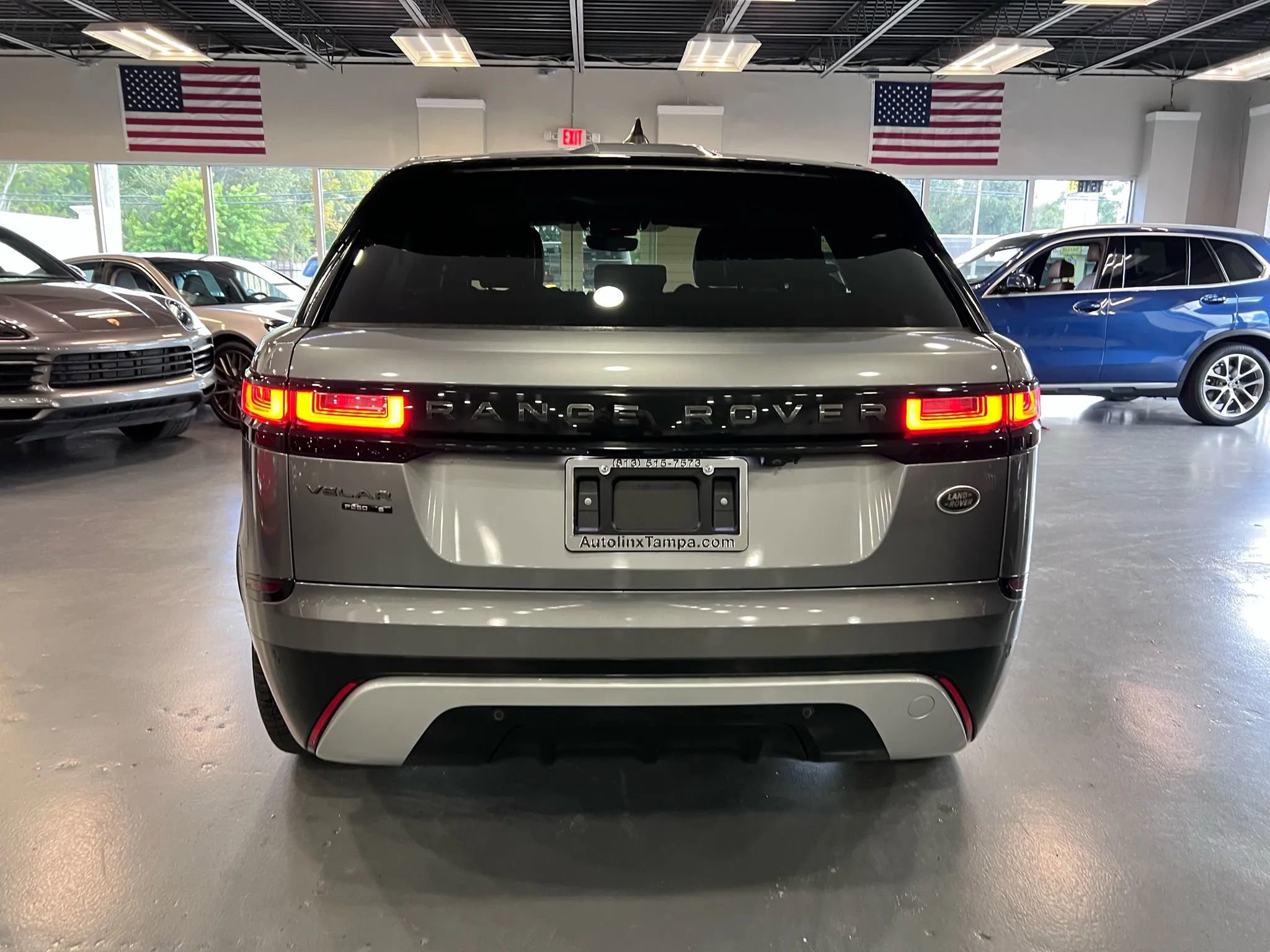 Used 2020 Land Rover Range Rover Velar R-Dynamic S image 6