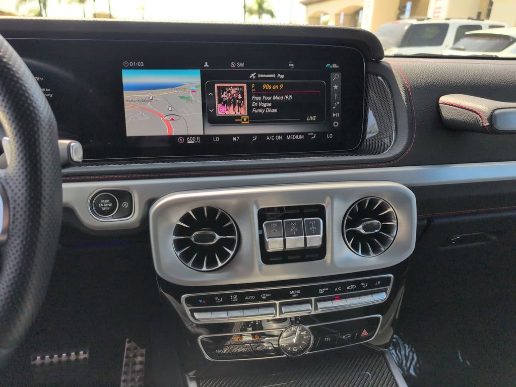 Used 2021 Mercedes-Benz G 63 AMG 4MATIC w/ G Manufaktur Interior Package image 20