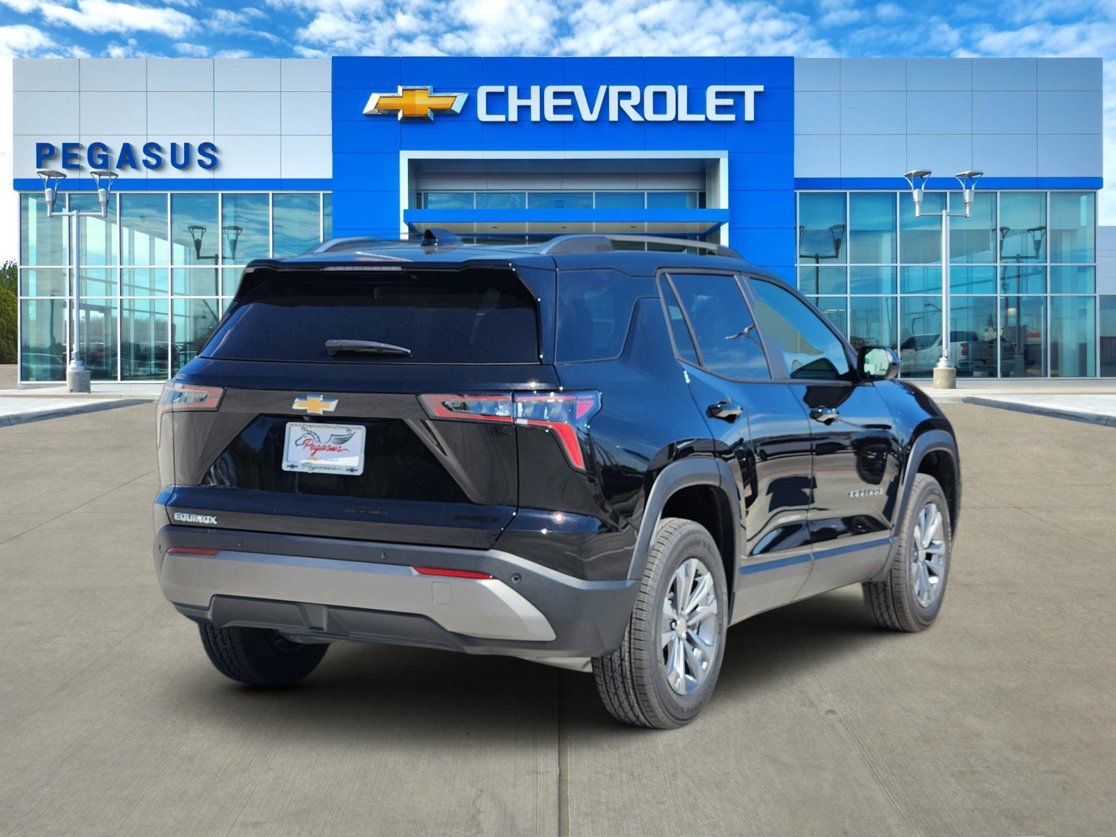 New 2027 Chevrolet Equinox LT w/ Convenience Package II FWD image 5