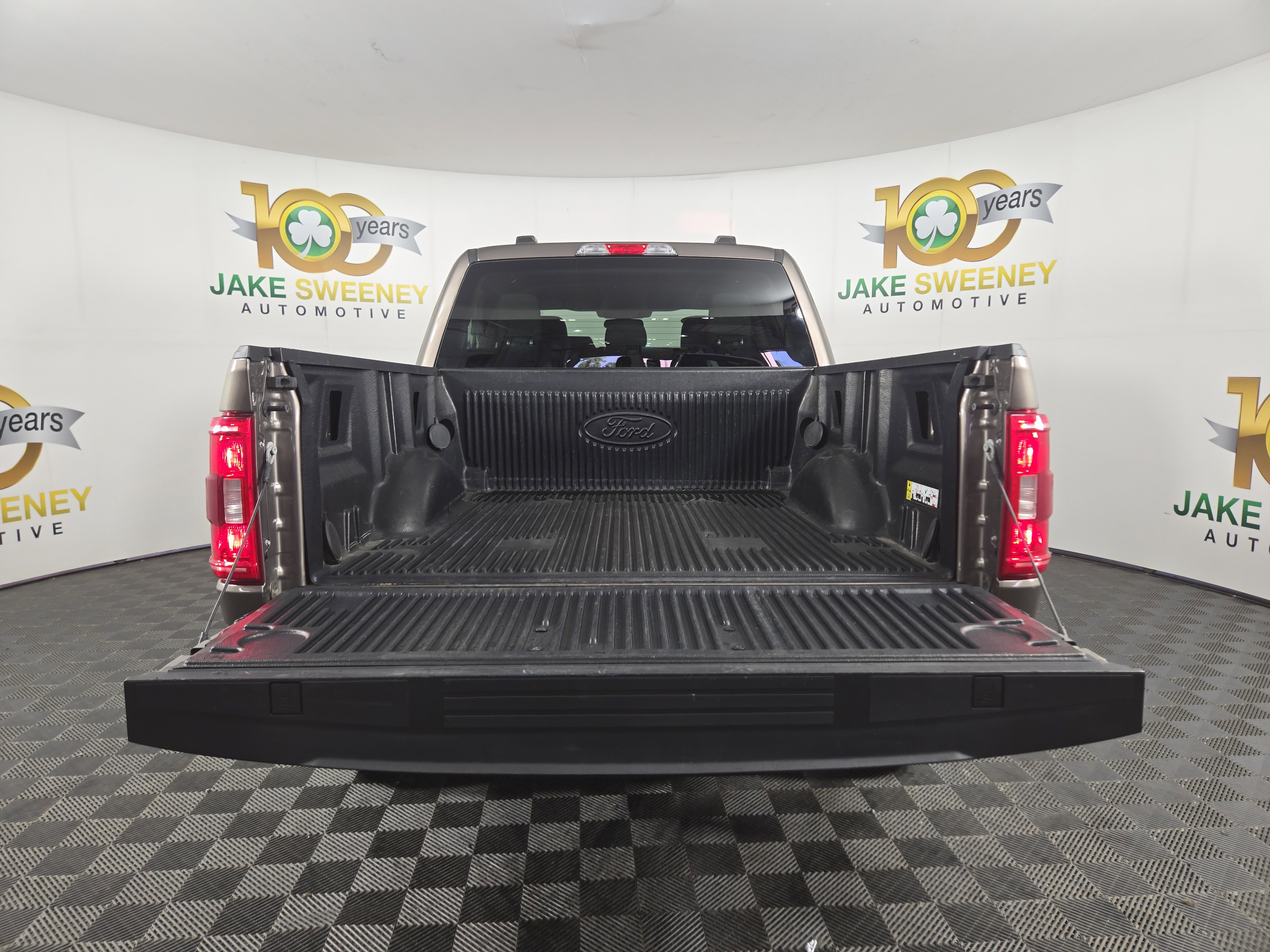 Used 2023 Ford F150 XLT image 32