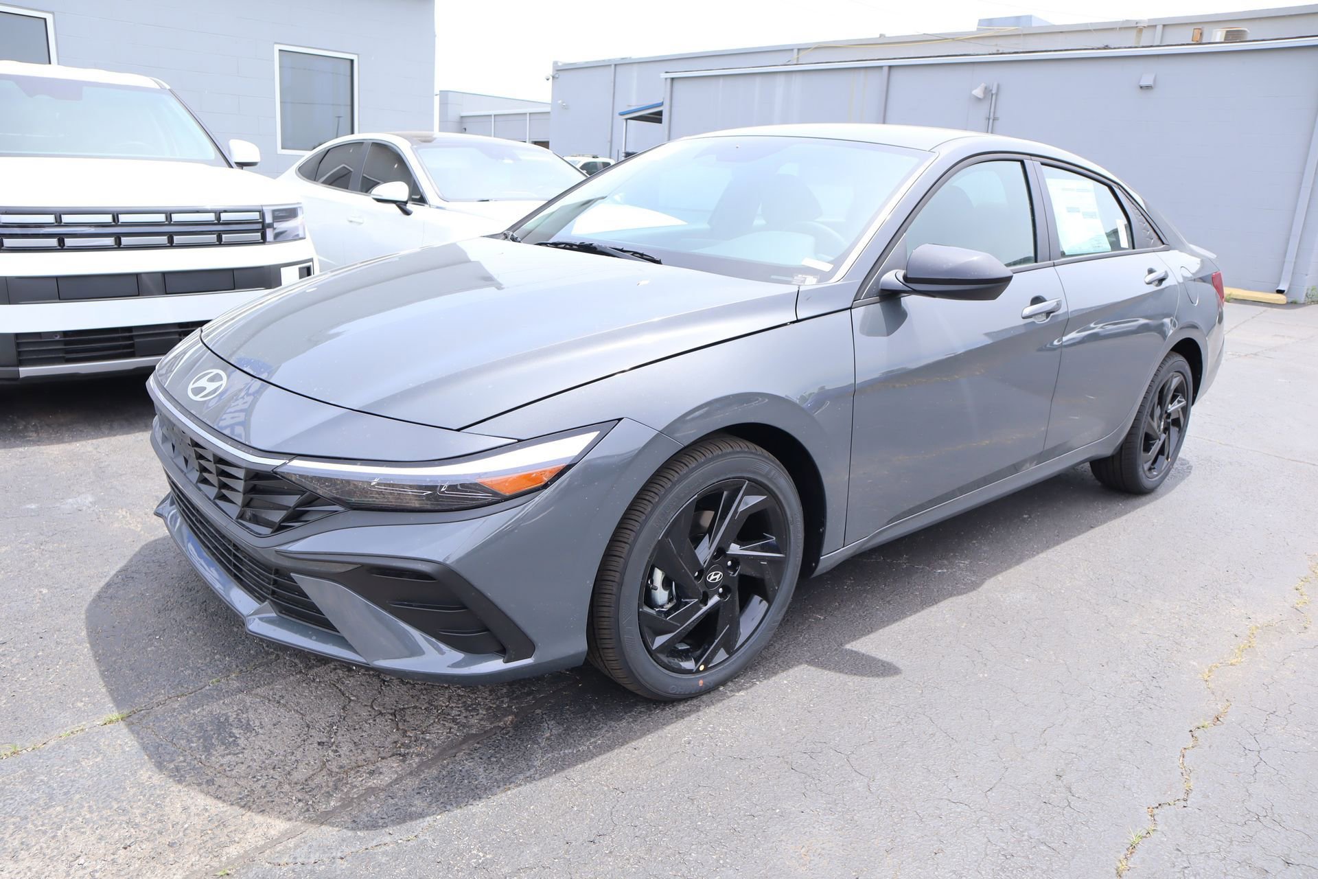 New 2026 Hyundai Elantra Sport FWD image 3