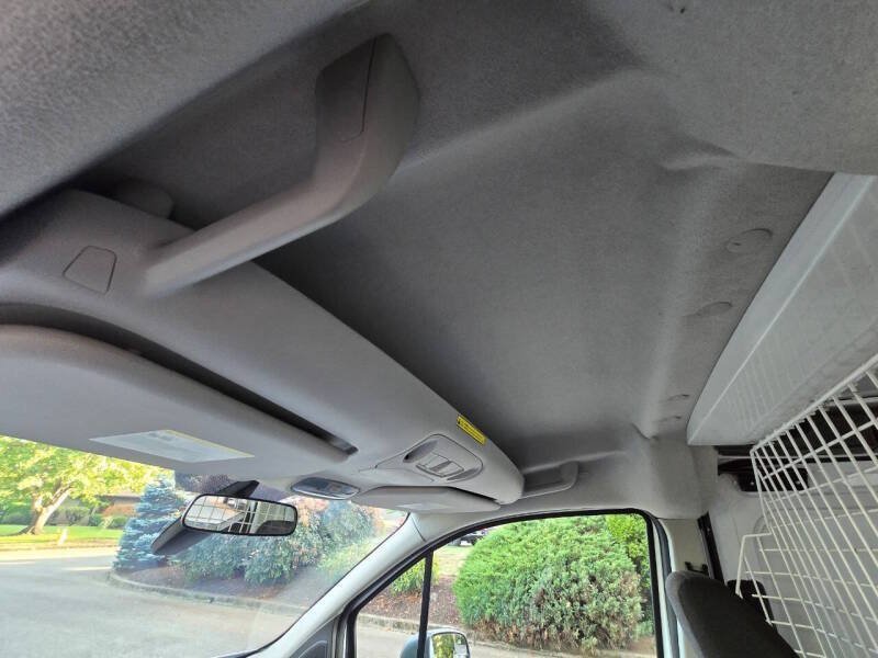 Used 2016 Ford Transit Connect XL FWD image 14