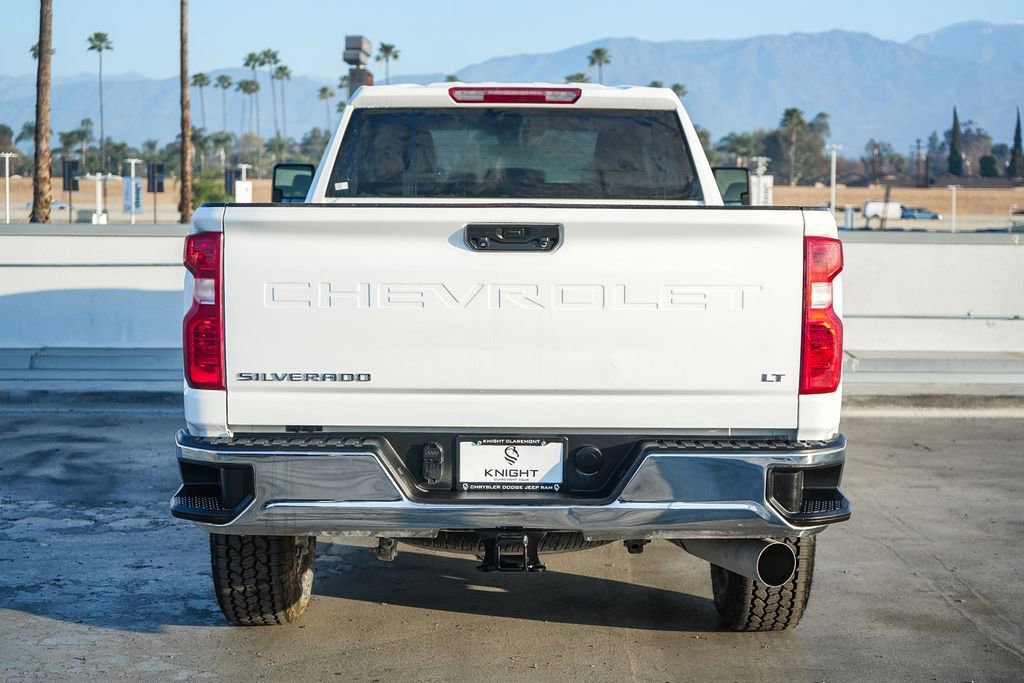 Used 2025 Chevrolet Silverado 2500 LT w/ Convenience Package image 8