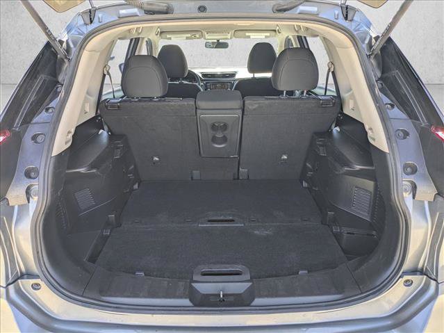 Used 2018 Nissan Rogue S FWD image 6