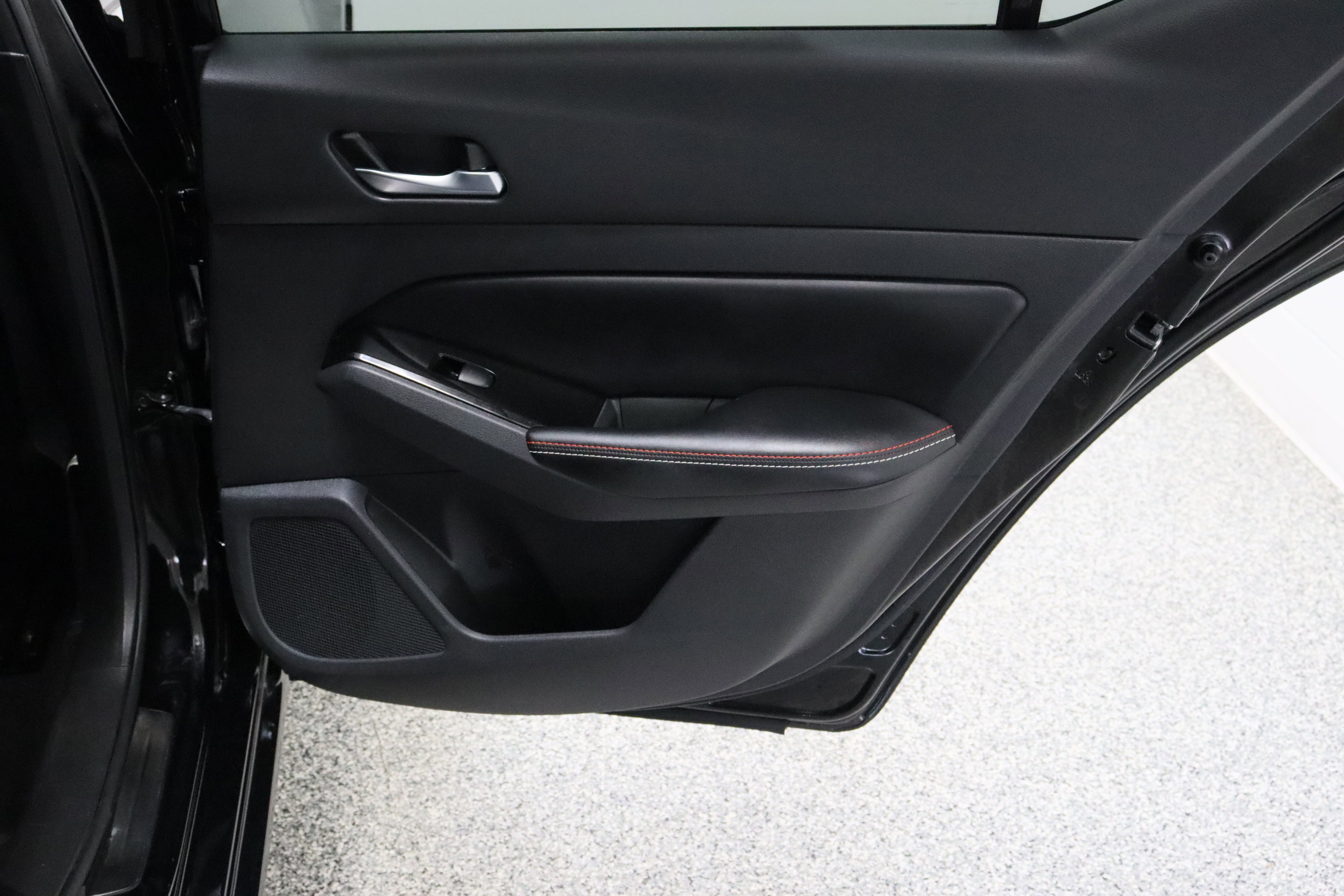 Used 2024 Nissan Altima 2.0 SR image 36