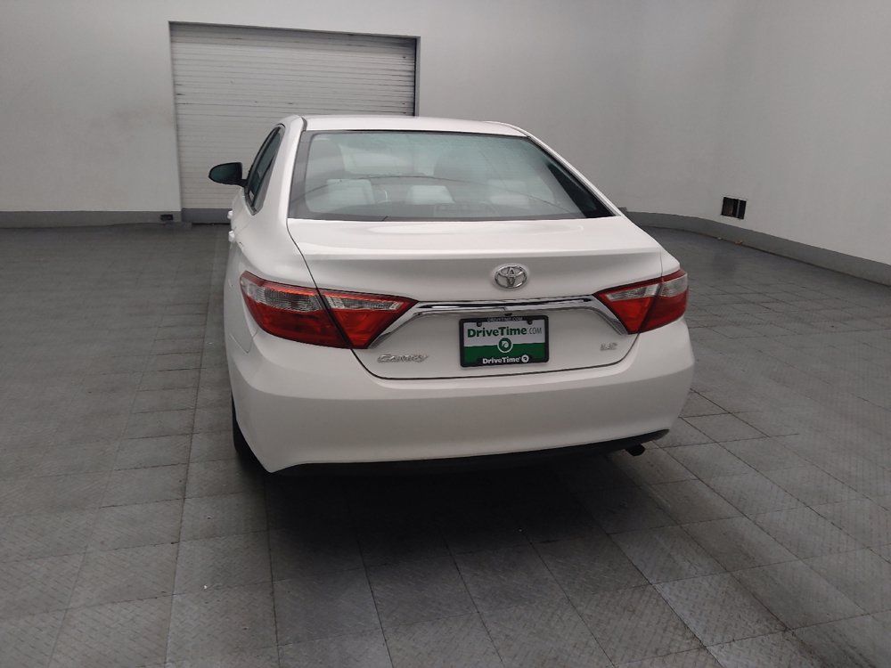 Used 2015 Toyota Camry LE FWD image 6