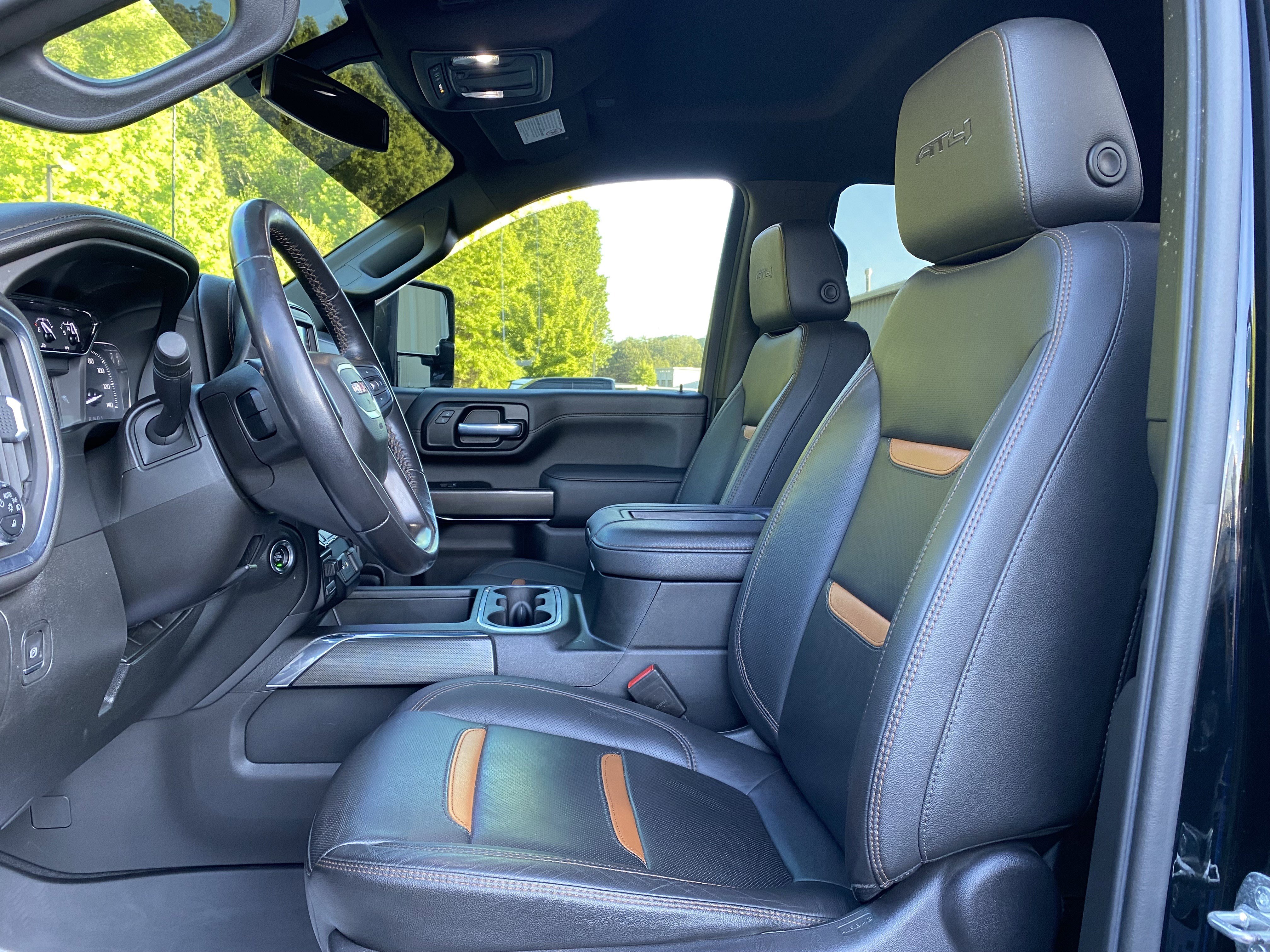 Used 2022 GMC Sierra 2500 AT4 w/ Gooseneck/5TH Wheel Package image 17