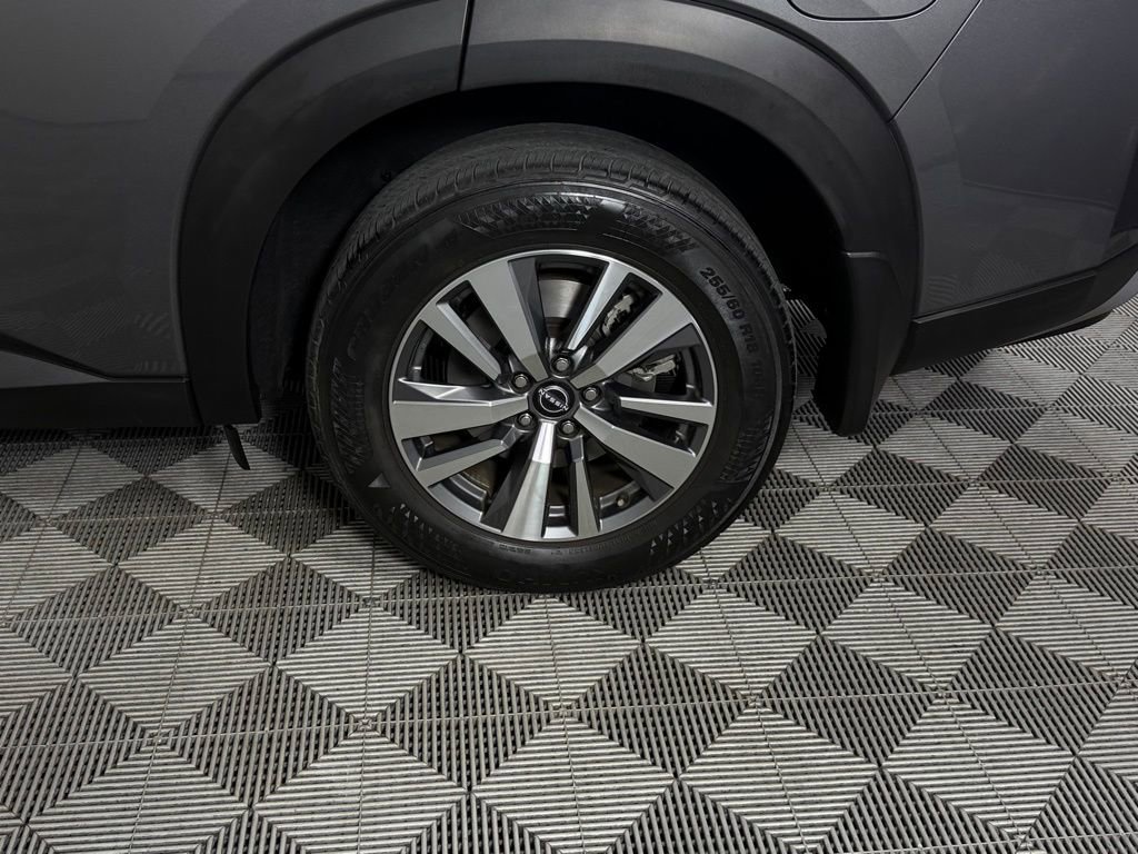 Used 2023 Nissan Pathfinder SL image 12