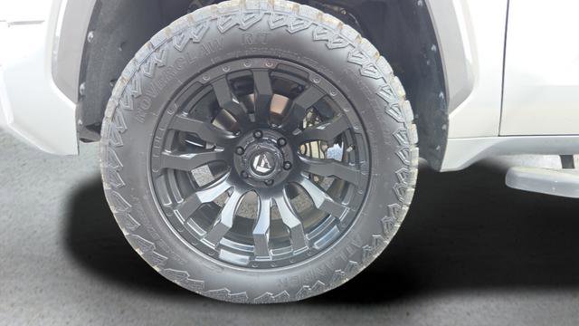 Used 2024 Toyota Tundra Limited image 40