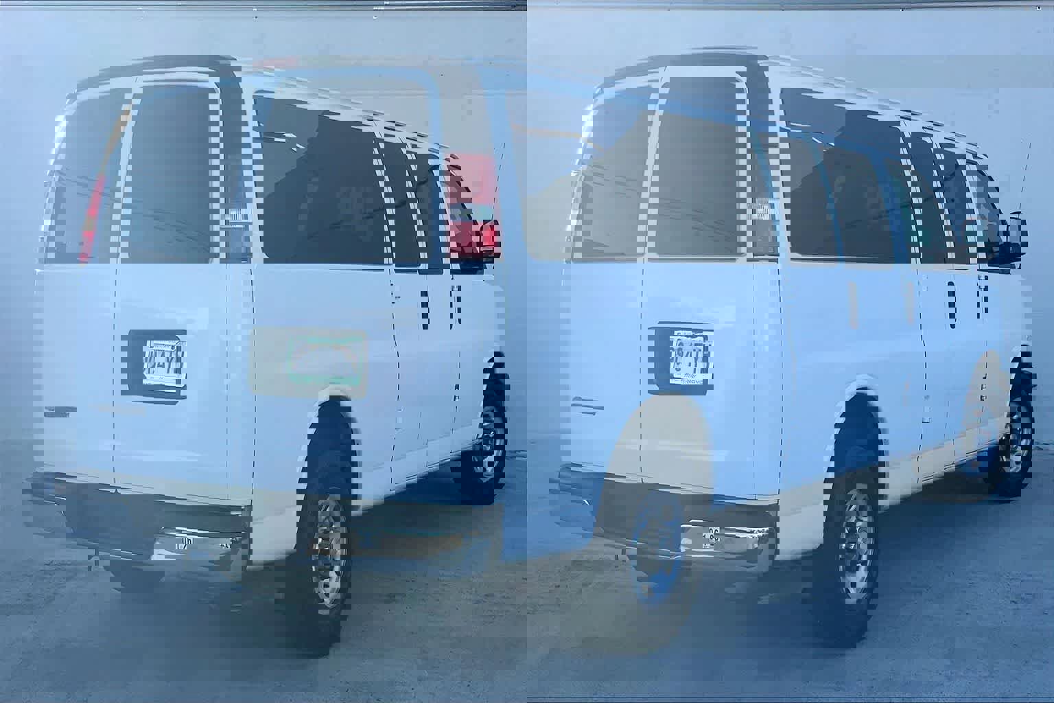 Used 2020 Chevrolet Express 3500 LT w/ LT Preferred Equipment Group image 23