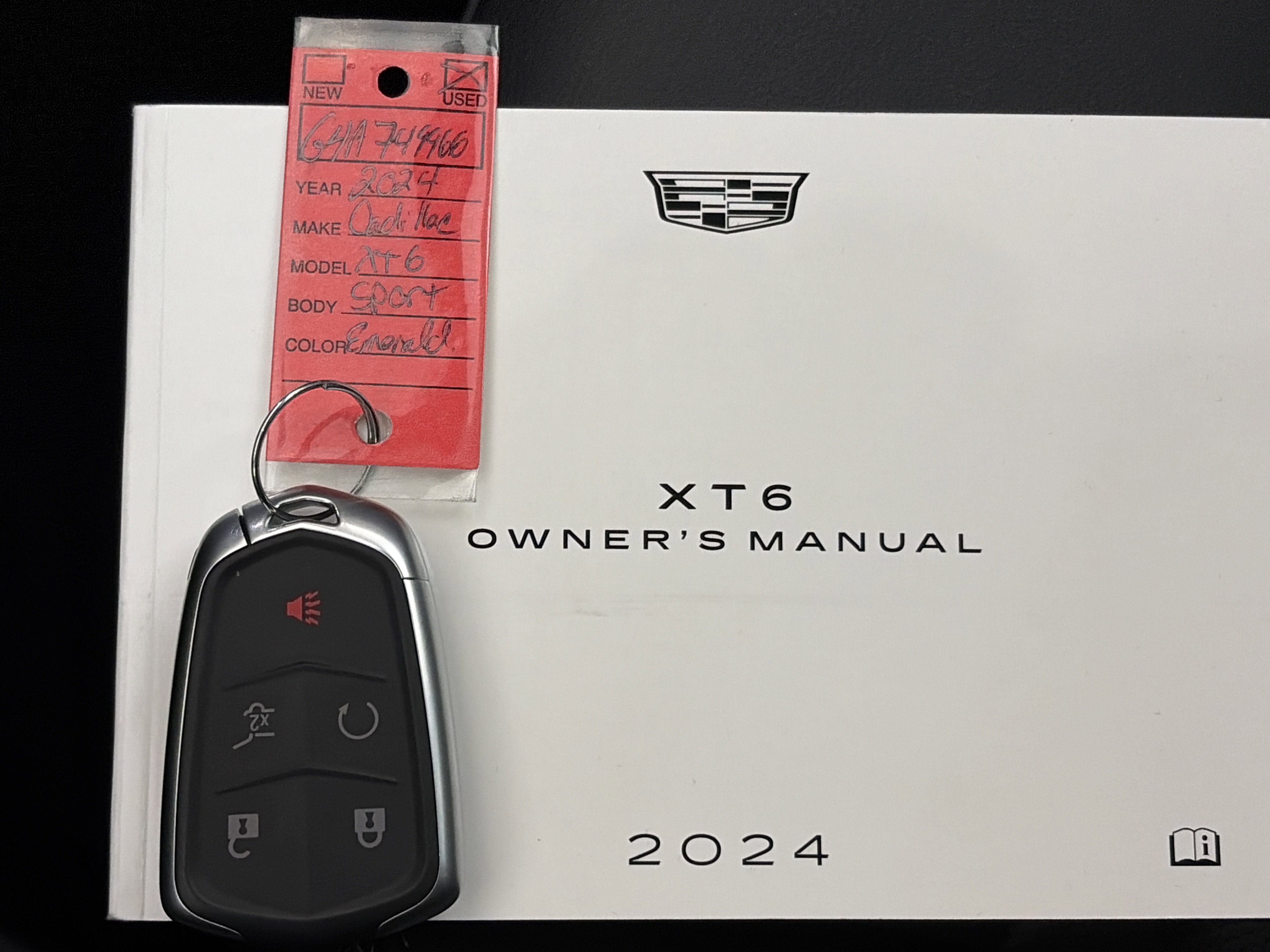 Certified 2024 Cadillac XT6 Sport w/ Technology Package image 41